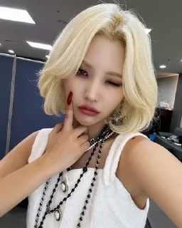 😉 emoji Soyeon Telegram sticker 18 of 24