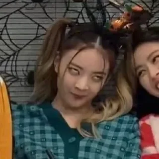 🧐 emoji it's itzy Telegram sticker 6 of 21
