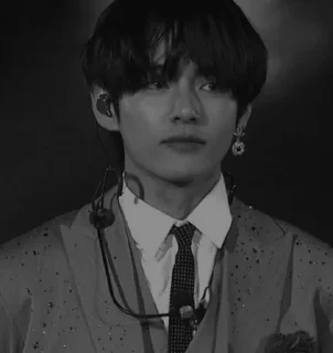 ♥️ emoji Taehyung Telegram sticker 13 of 37