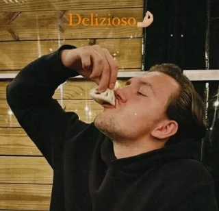 🤌 emoji Мой бойфренд Telegram sticker 14 of 32
