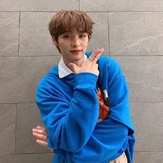 💗 emoji минхо 😭💋 Telegram sticker 5 of 10