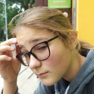 😩 emoji Моя семья Telegram sticker 17 of 22