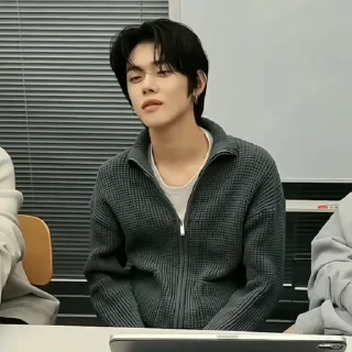🪵 emoji YEONJUN❔@ogbudovnax Telegram sticker 14 of 40