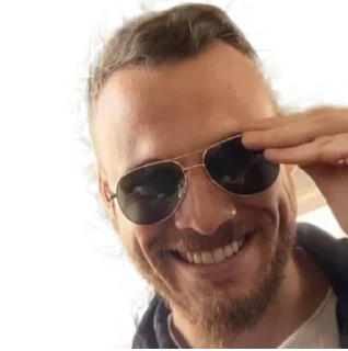 😎 emoji 🤘🏻Kerem Bursin🤘🏻 Telegram sticker 11 of 58