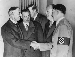 🤝 emoji Eva Braun & Adolf Hitler Telegram sticker 17 of 20