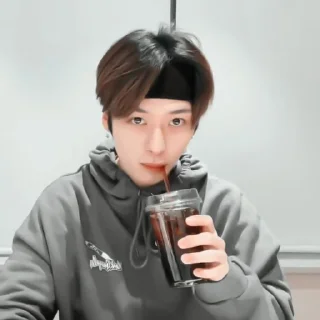 ⛸ emoji #minho :; !! — @helpleymiks Telegram sticker 22 of 45