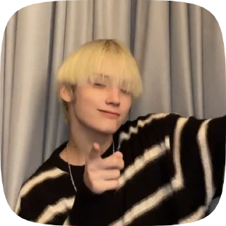 🐧 emoji huening kai Telegram sticker 15 of 50