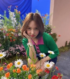💗 emoji Nayeon Telegram sticker 5 of 28