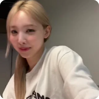 🤍 emoji im nayeon vlive !! @latwidace Telegram sticker 23 of 35