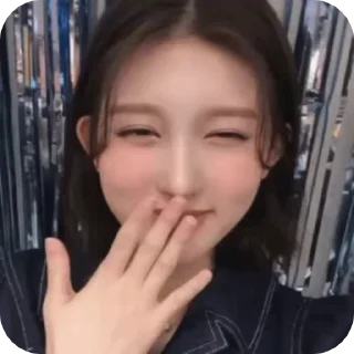 🤭 emoji kpop moment🤨 @blueflamehelp Telegram sticker 18 of 24