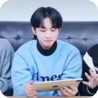 🆘 emoji kpop moment🤨 @blueflamehelp Telegram sticker 16 of 24