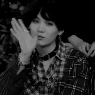 🌟 emoji Suga BW @MinYoongi_or_Suga_bot Telegram sticker 11 of 107