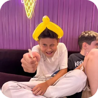 🎢 emoji даня дал юле Telegram sticker 23 of 26