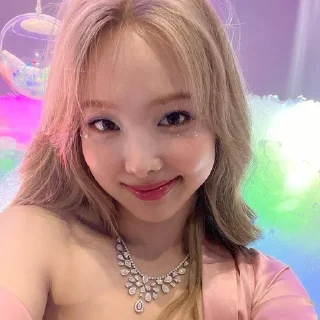 💗 emoji Nayeon Telegram sticker 11 of 28