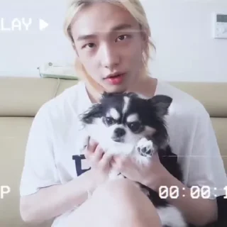 Sticker from hyunjin by @channelfromgzectya