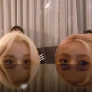 Sticker from (G)i-dle memes @annnmd