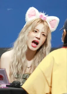 🌟 emoji (g)i-dle Telegram sticker 15 of 88