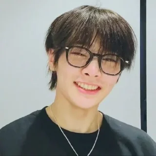 🌟 emoji |°•i.n vlive•°| Telegram sticker 7 of 30