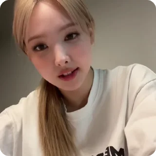 🤍 emoji im nayeon vlive !! @latwidace Telegram sticker 11 of 35