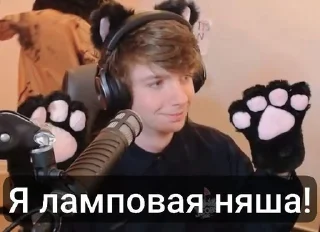 🌟 emoji Мама Карла Telegram sticker 8 of 17