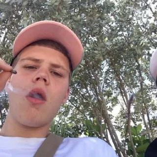 🌟 emoji yung lean Telegram sticker 13 of 111