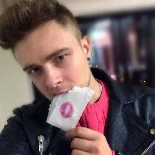 💋 emoji Крор егид Telegram sticker 6 of 69