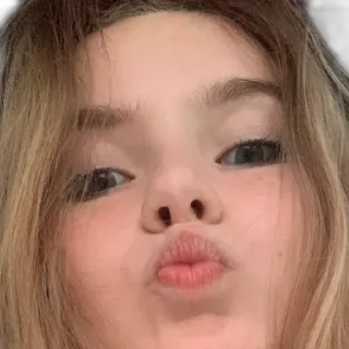 😗 emoji КІ-11 ❤️ Telegram sticker 24 of 46