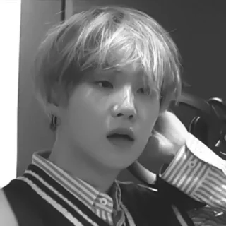 🌑 emoji 🥢🥡 > yoongi :: by @minhoxhub Telegram sticker 20 of 41