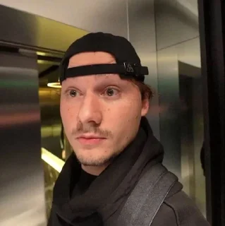 🌟 emoji бедолаги Telegram sticker 2 of 28