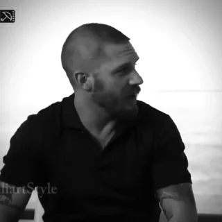 Sticker from tom hardy :: @Ws3n9T