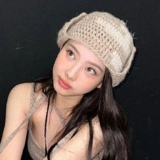 🎟️ emoji nayeon.’’[⚡️] Telegram sticker 13 of 25