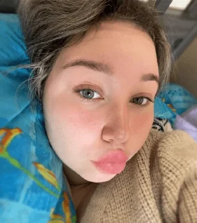 👄 emoji какая то Ариша Telegram sticker 23 of 25