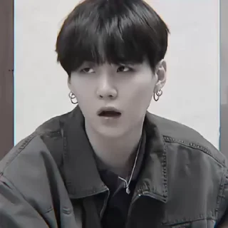 🌟 emoji Suga BW @MinYoongi_or_Suga_bot Telegram sticker 16 of 107