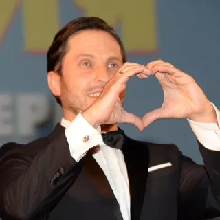 ❤️ emoji НАШИ МУЖЧИНЫ Telegram sticker 10 of 93