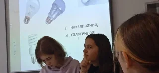 🤫 emoji Аминка и другие!!!!! Telegram sticker 11 of 52