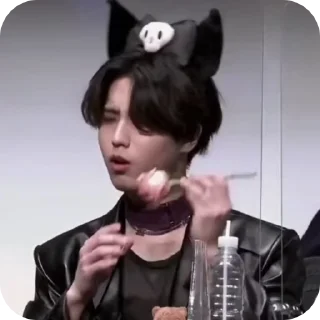🥜 emoji ⃝🍱—᭕𓆪⃝ Telegram sticker 6 of 25
