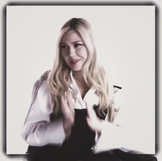 🎤 emoji 𝐝𝐞𝐚𝐝 𝐛𝐥𝐨𝐧𝐝𝐞 𝐛𝐲 @wh1iskeyy Telegram sticker 19 of 20