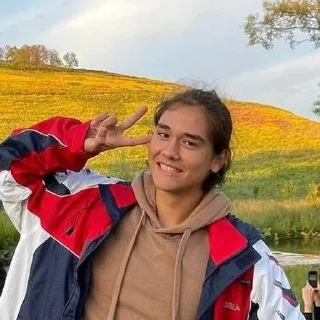✌️ emoji гора бухла Telegram sticker 16 of 29