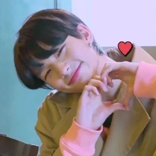 💜 emoji Hyunjin by @Kycb6 Telegram sticker 5 of 26