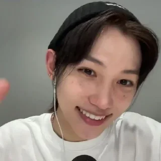 🎧 emoji |°•felix vlive•°| Telegram sticker 1 of 30
