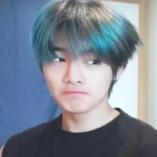 😪 emoji maknae on top by @walefqq Telegram sticker 23 of 100