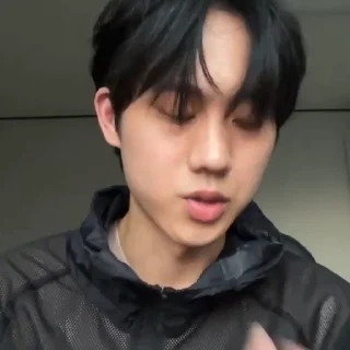🥲 emoji AHN BYEONG WOONG ‼️ @C00OGI3 Telegram sticker 8 of 36