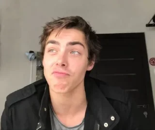🤨 emoji ~Кирилл Гречкин/ Юра Насонов~ Telegram sticker 24 of 27
