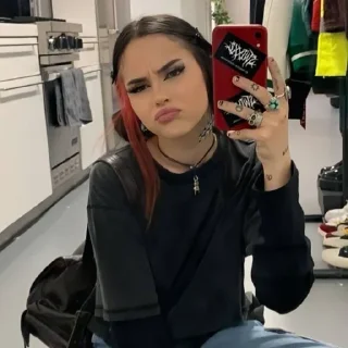 ☹️ emoji Maggie Lindemann :: @riltex Telegram sticker 20 of 52