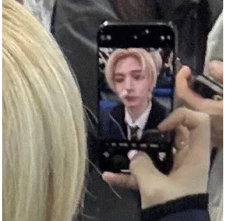 Sticker from лиханиии 😛😛