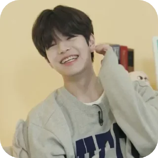 😁 emoji Seungmin in the building Telegram sticker 7 of 28