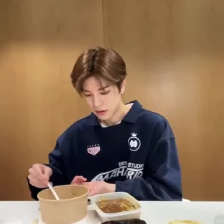🧿 emoji 🪬SEUNGMIN🪬 ‘` @hiphelp Telegram sticker 21 of 29