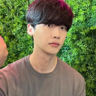 🌟 emoji Lee Jong Suk fr @souhek Telegram sticker 16 of 20