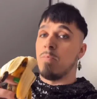 🍌 emoji käärijä slay Telegram sticker 20 of 26