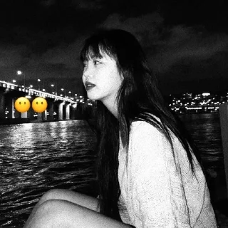 Sticker from soojin @soojinphotoitd @yuko_m